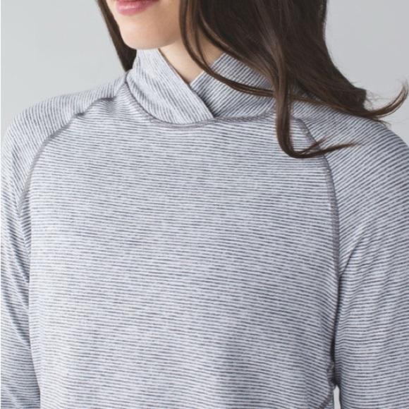 LULULEMON Warm Your Core Striped Heathered Slate White Size 4 - Picture 3 of 14